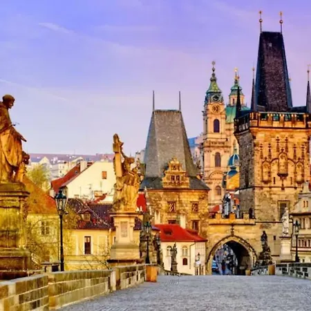 Cozy Studio 15 Min Charles Bridge By Walk
