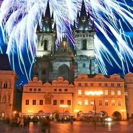 Cozy Studio 15 Min Charles Bridge By Walk Prague
