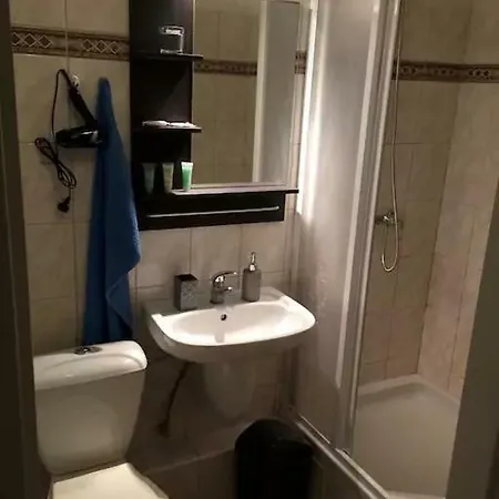 아파트 Cozy Studio 15 Min Charles Bridge By Walk 프라하